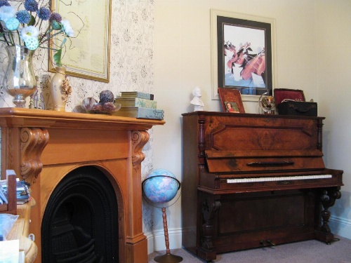 Ellie's Place on City Park image 17