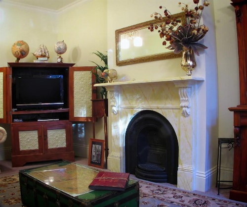 Ellie's Place on City Park image 19