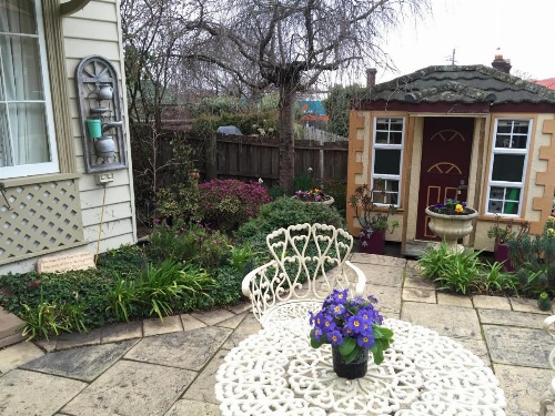 Ellie's Place on City Park image 39